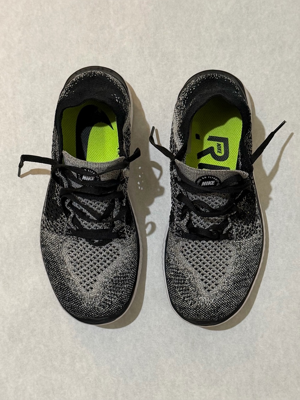 Women’s Nike Free Run Flyknit Shoes Size 7